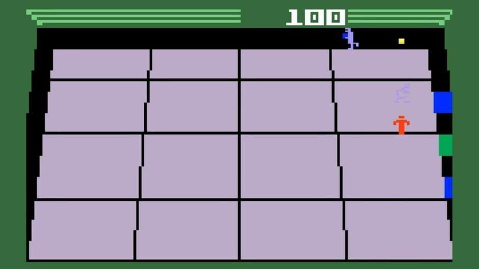 Tron: Deadly Discs screenshot 1
